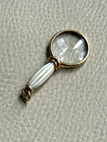 INCREDIBLE - Vintage Antique Quizzing Glass pendant - 18k Gold