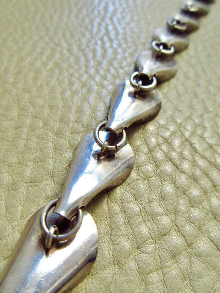 Vintage Norwegian Silver and White Enamel Shell Link Bracelet – 7.75 Inch Length