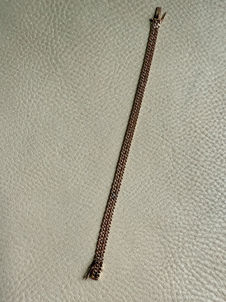 Midcentury era 18k gold Curb Link - Double strand bracelet - 7.6 inch length