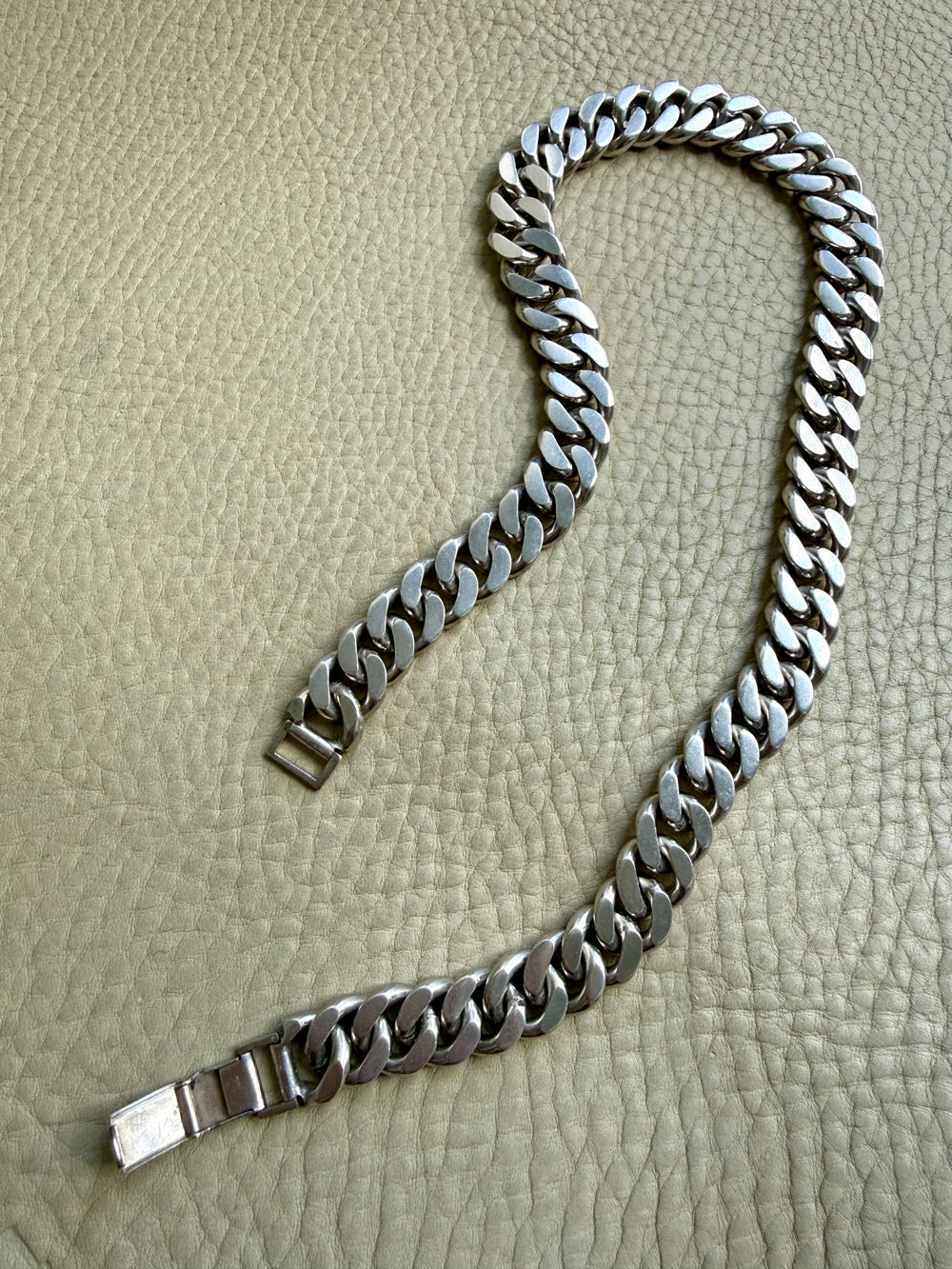 158 gram Vintage Colombian Solid Silver Curb Link Chain Necklace – 18 Inch Length