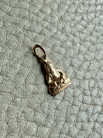 18k gold vintage charm or pendant - Seated Buddha