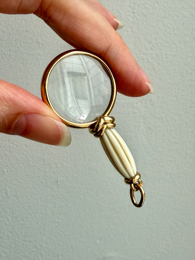 INCREDIBLE - Antique Quizzing Glass pendant - 18k Gold