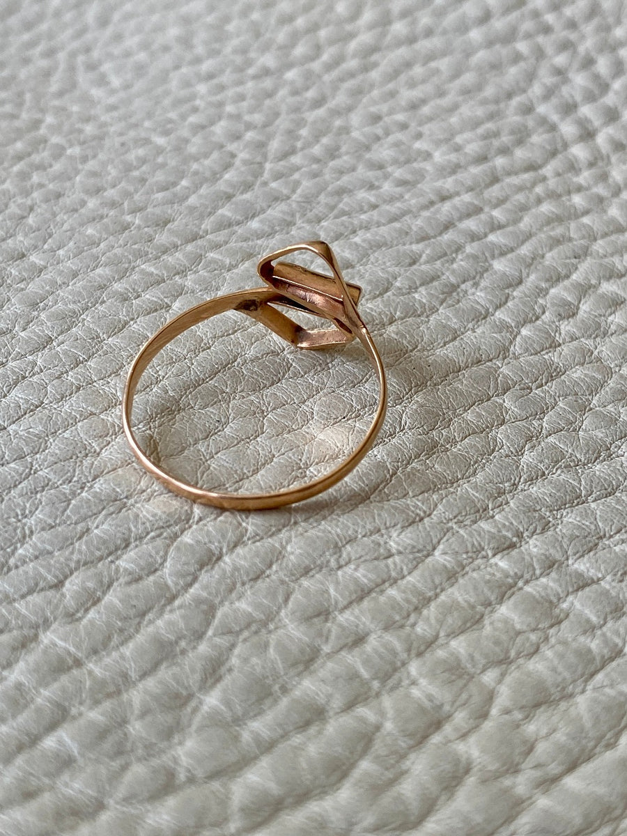 Totally unique! Scandinavian vintage 18k gold ring - folded form studio ring - size 9