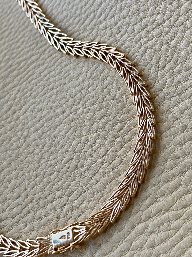 Exquisite 14k gold Danish Leaf Link necklace - geneva variation - by Jens Poul Asby