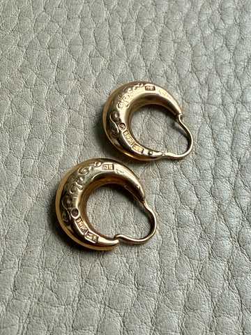 1960 Vintage Swedish 18k Gold Floral Pattern Hoop Earrings