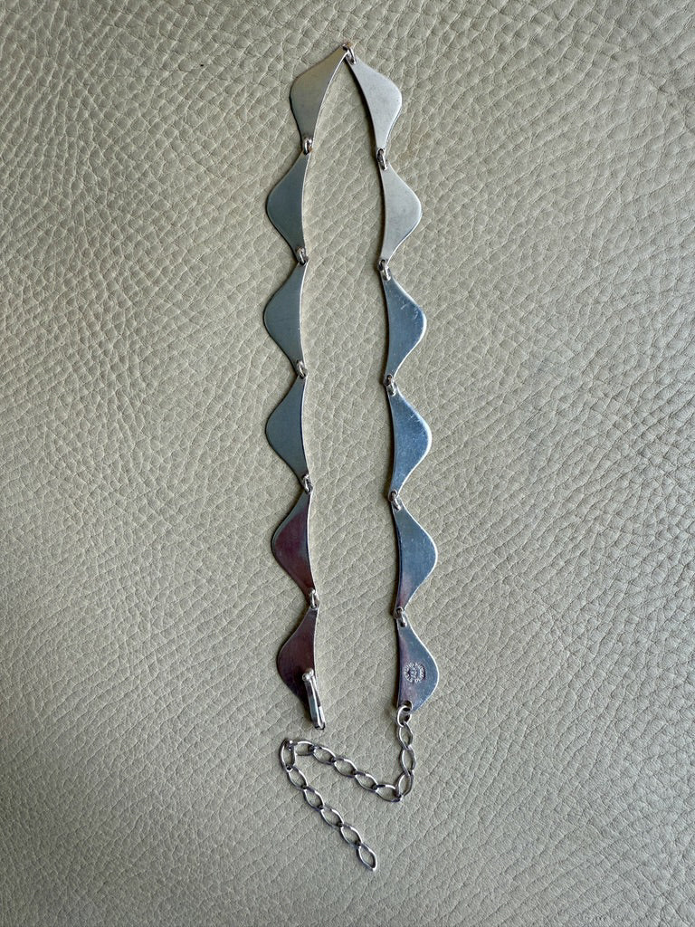 1960s era Wing Link Sterling Silver Collar Necklace - 15-18 inch adjustable length