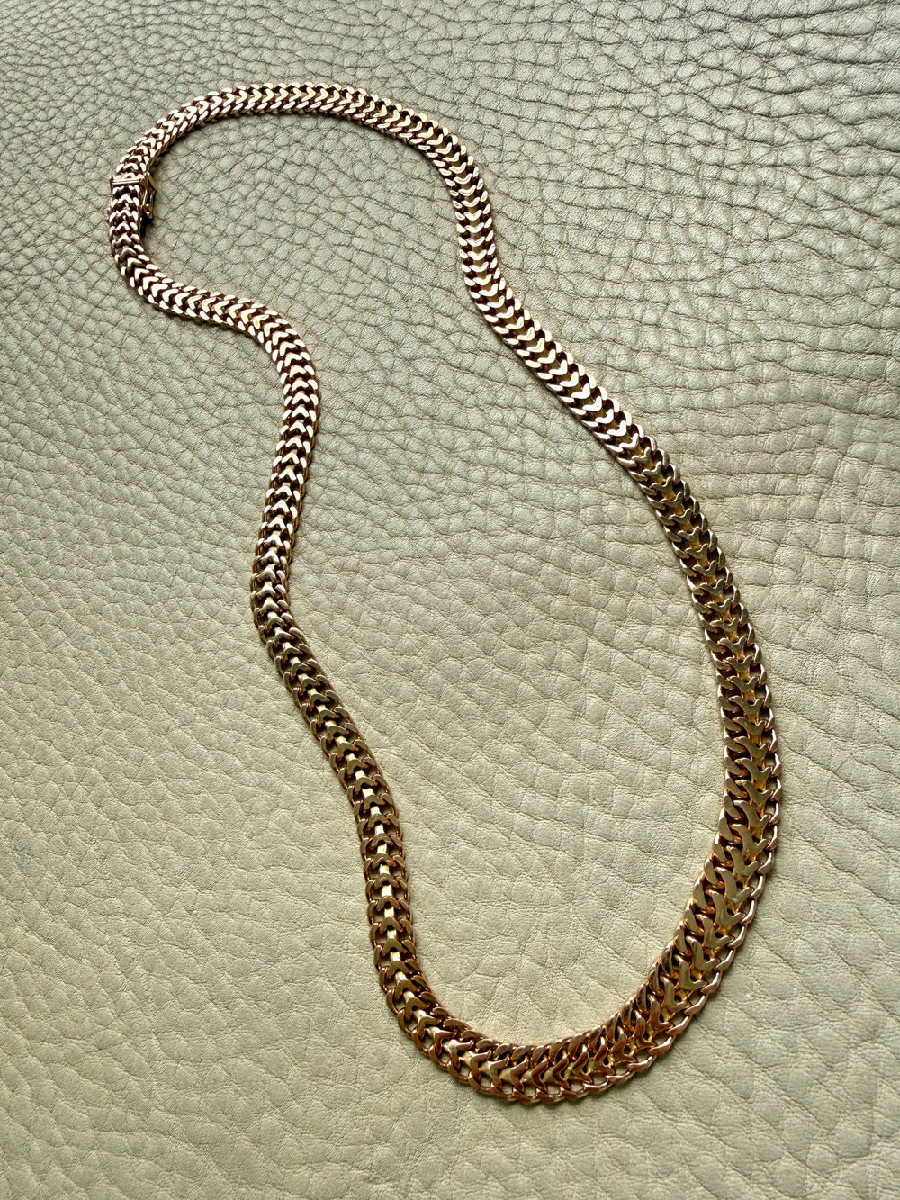 Vintage Swedish Wide Herringbone Link Necklace 18k Gold – 20 Inch Length