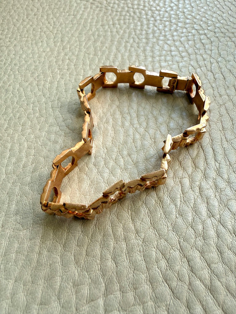 1960s Vintage Italian Dimensional Link Bracelet 18k Gold – 7.25 Inch Length