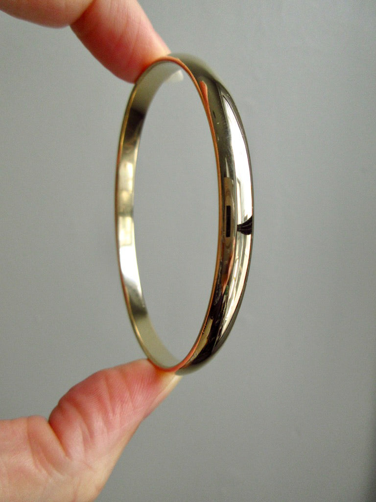 SOLID! 30 gram Vintage 14k Gold Bangle Bracelet – 8 Inch Interior Circumference