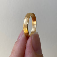 1958 Swedish vintage 18k gold ring - botanical etching- size 8