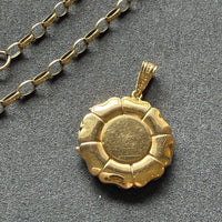1946 Swedish 8 Petal Flower Locket Pendant 18k Gold – 0.9 inch diameter