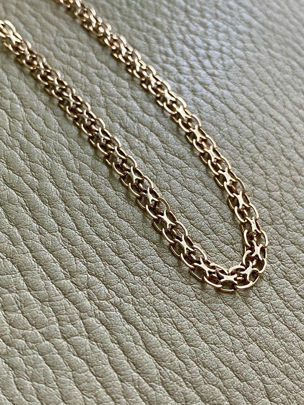 Swedish gold necklace - Graduated star link in solid 14k gold - 18.5 inch length