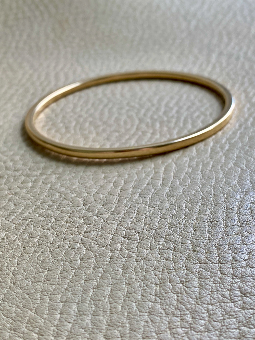 Vintage Scandinavian 14k solid gold bangle 1967-1973 - 8 inch interior circumference