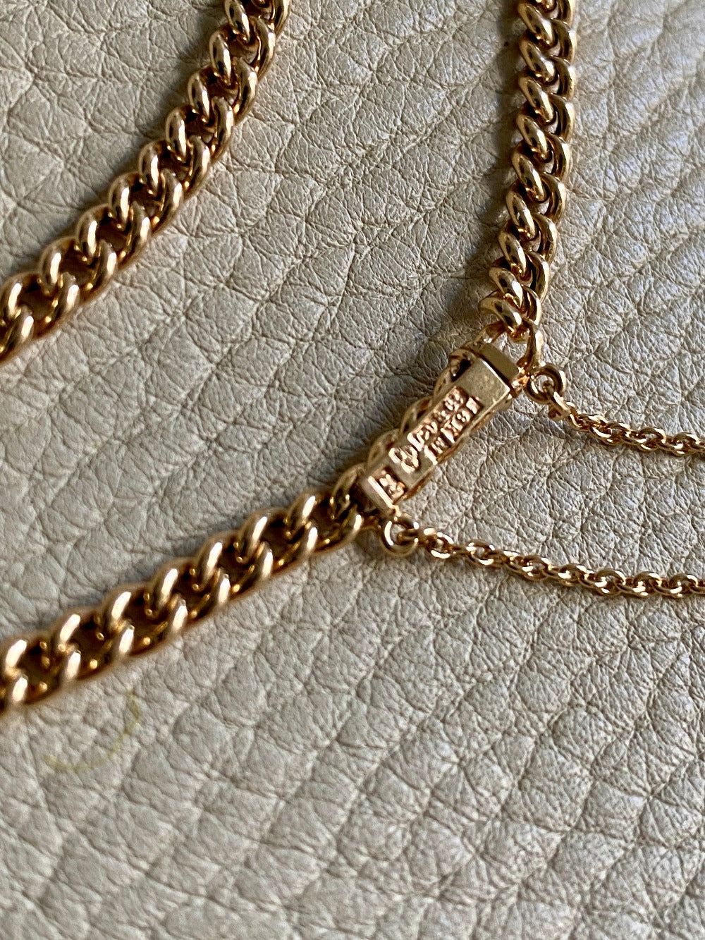 1917 Curb link bracelet in 18k yellow gold - 6.7 inch length