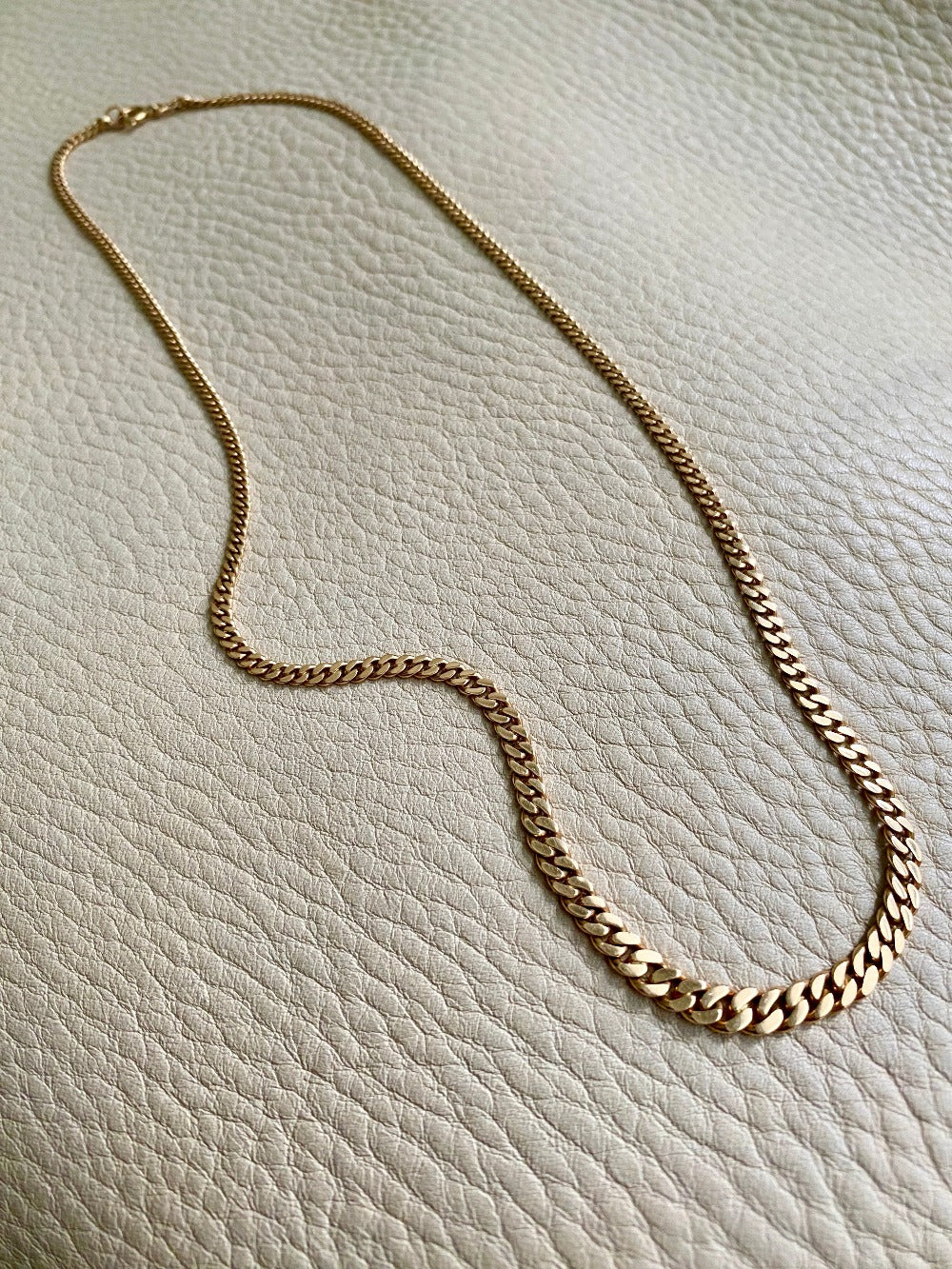 18k gold graduated curb link necklace, vintage from Sweden 1950s