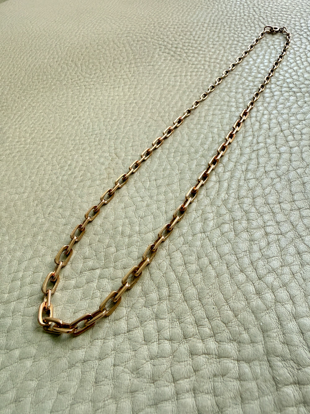 Vintage Swedish 18k Gold Graduated Elongated Link Necklace – 16.5 Inch Length