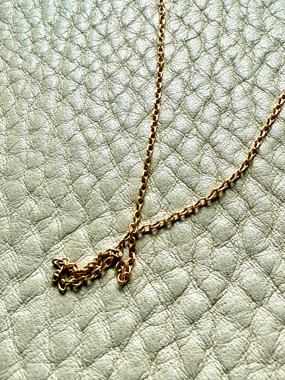 Vintage 18k Yellow Gold 1mm Cable Chain Necklace - 15.9 inch length