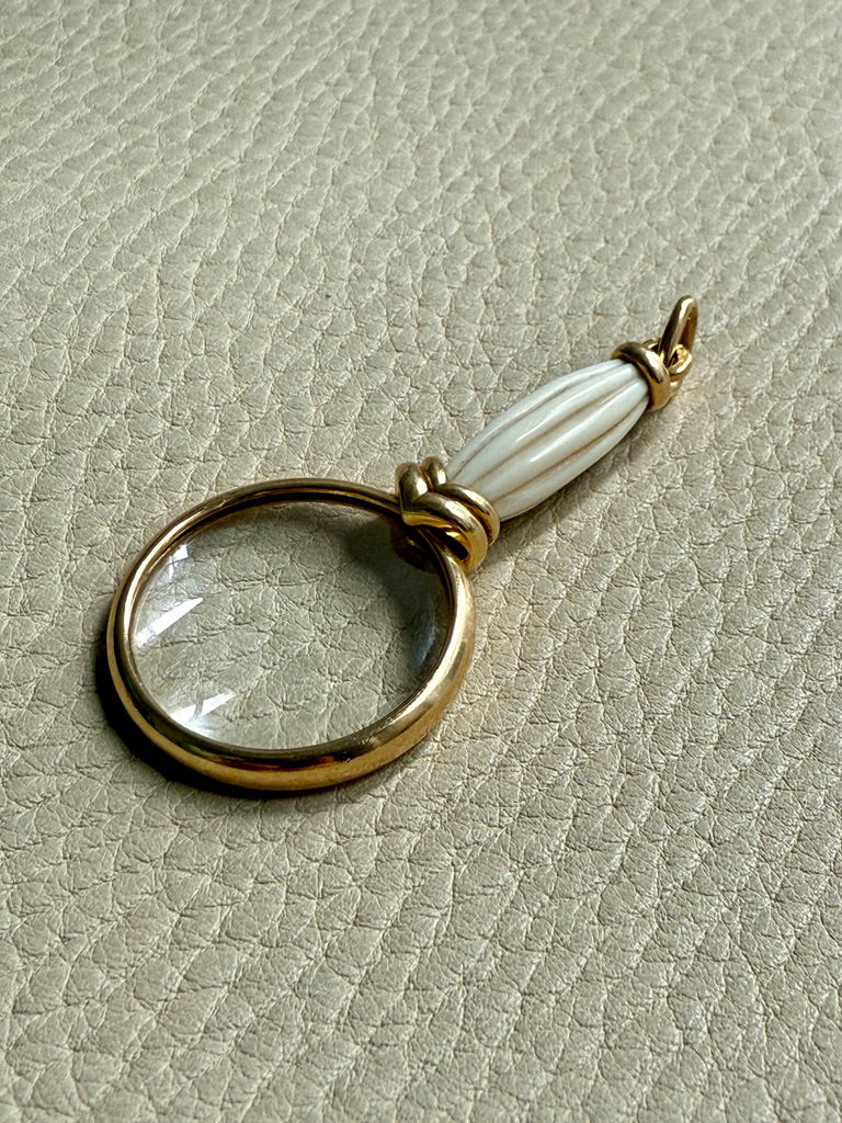 INCREDIBLE - Antique Quizzing Glass pendant - 18k Gold