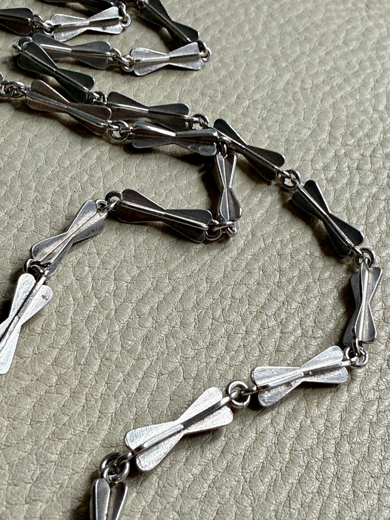 Unique! Chunky Long Sterling Silver Vintage Bow Link Necklace - 35 inch length