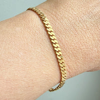 Midcentury era 18k Gold Pressed Curb Bracelet with Safety Chain – 7.5 inch length
