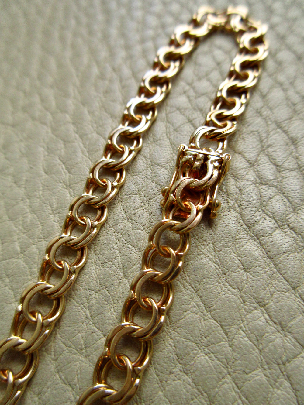 1966 Vintage Double Link Solid 18k Gold Bracelet - 7.2 inch length