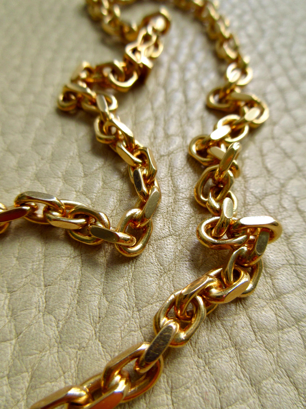 1985 Chunky 4.7mm Vintage Swedish 18k Gold 51g Biker Chain Necklace – 19.5" Length