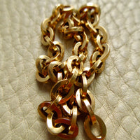 1950s era Italian Vintage 18k Gold Hollow-form Oval Link Bracelet – 7.6 Inch Length