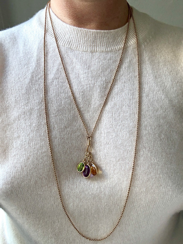 Circa 1900 Antique 18k Gold Longuard Rolo Link Chain with Dog Clip - 30.5 inch doubled necklace length