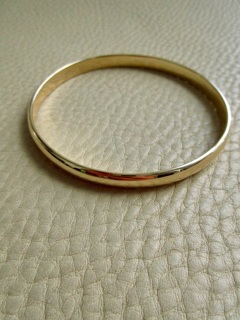 SOLID! 30 gram Vintage 14k Gold Bangle Bracelet – 8 Inch Interior Circumference