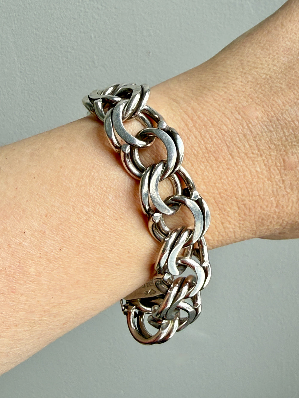 1976 Signed Heavy Swedish Double Curb Chain Silver Bracelet – 8.9 Inch Length