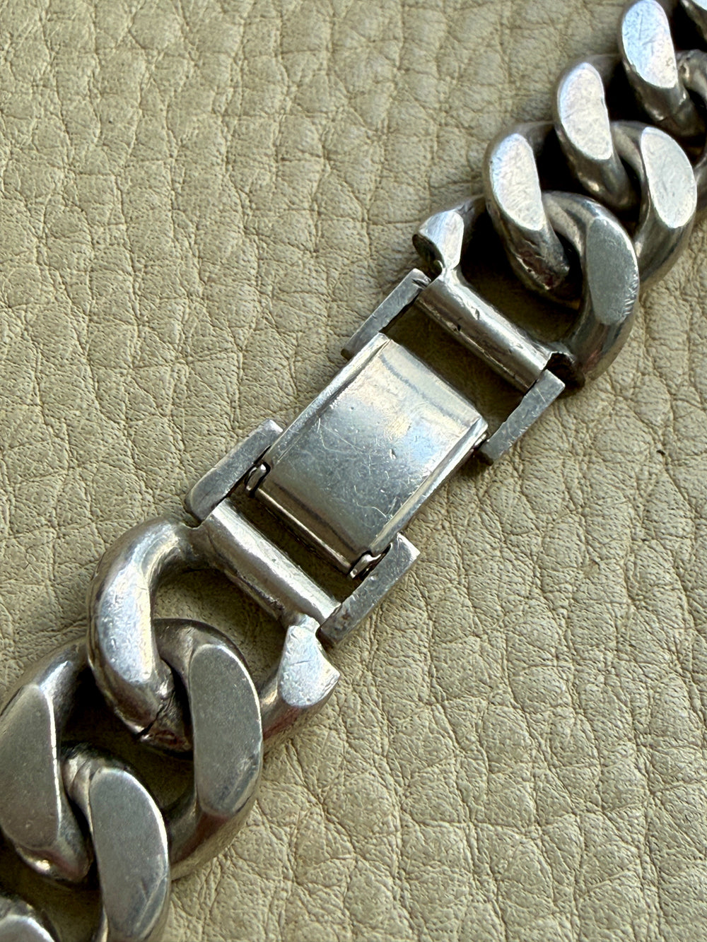 158 gram Vintage Colombian Solid Silver Curb Link Chain Necklace – 18 Inch Length