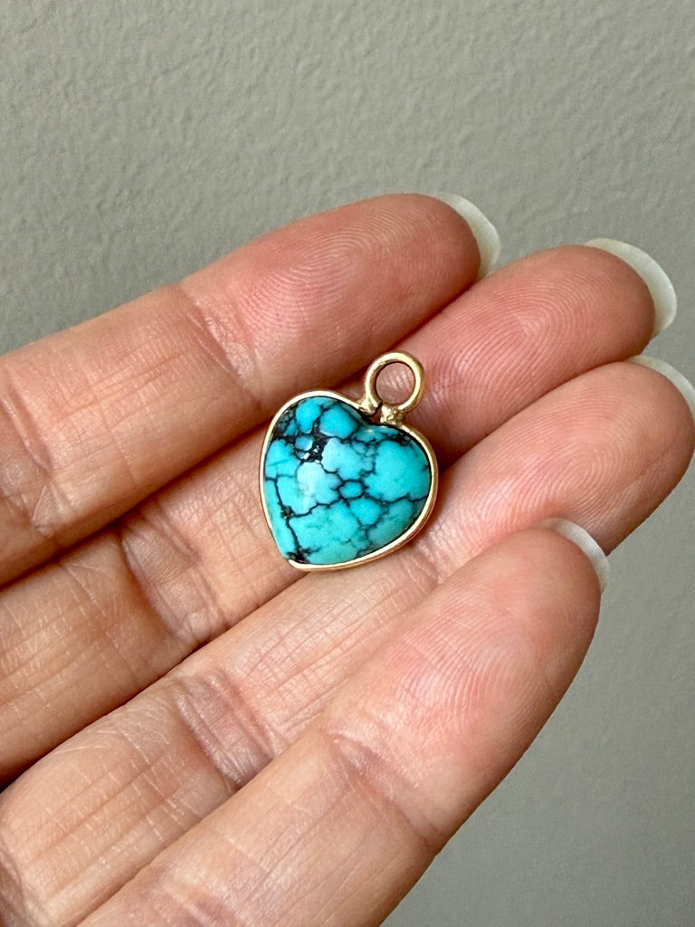 Puffy Vintage Turquoise Cabochon Bezel Set Heart Pendant 18k Gold – 0.8 inch drop