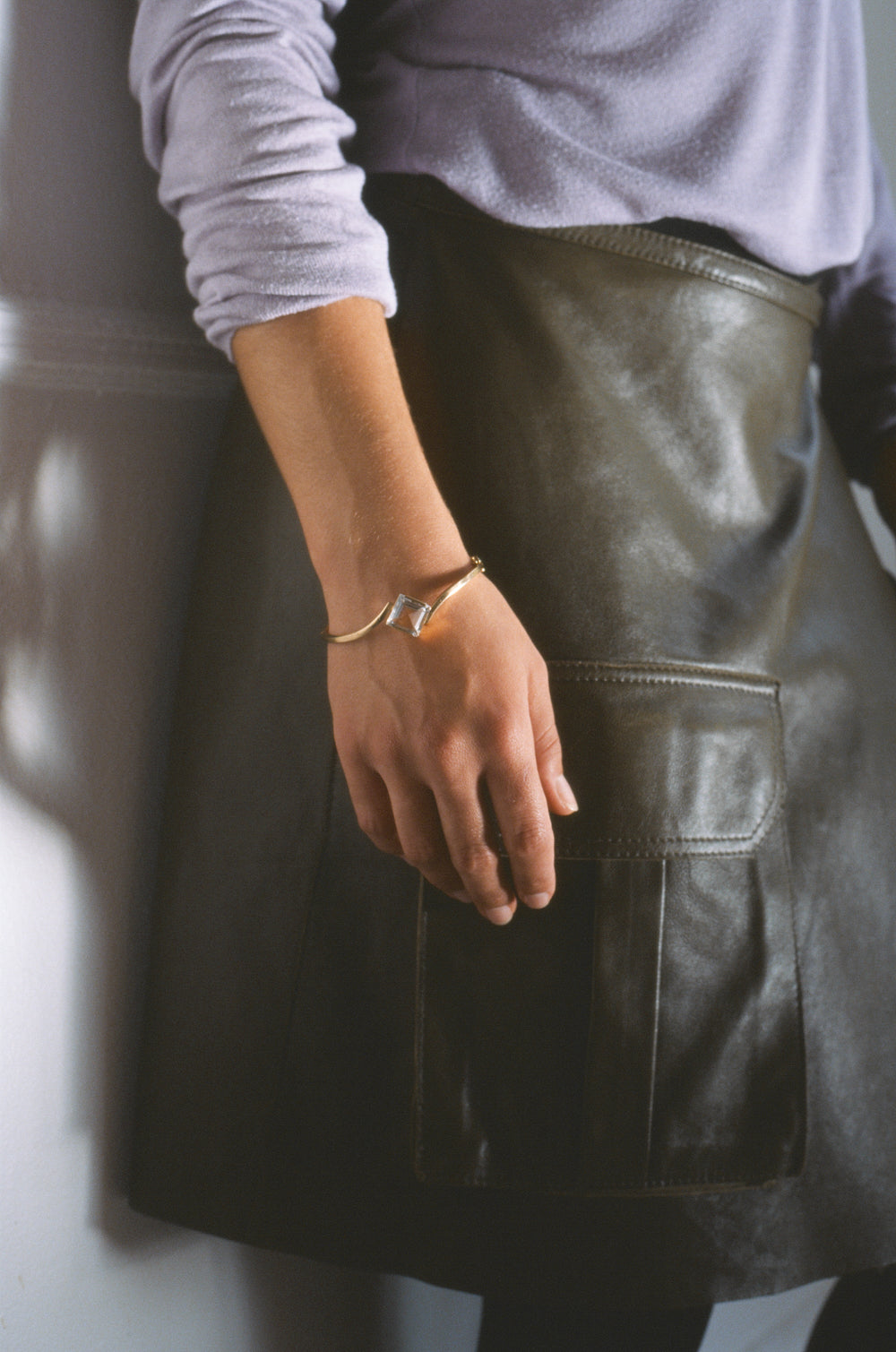 1944 Modernist Rock Crystal and 18k Gold Hinged Bangle by STIGBERT - 7.1 inch interior circumference