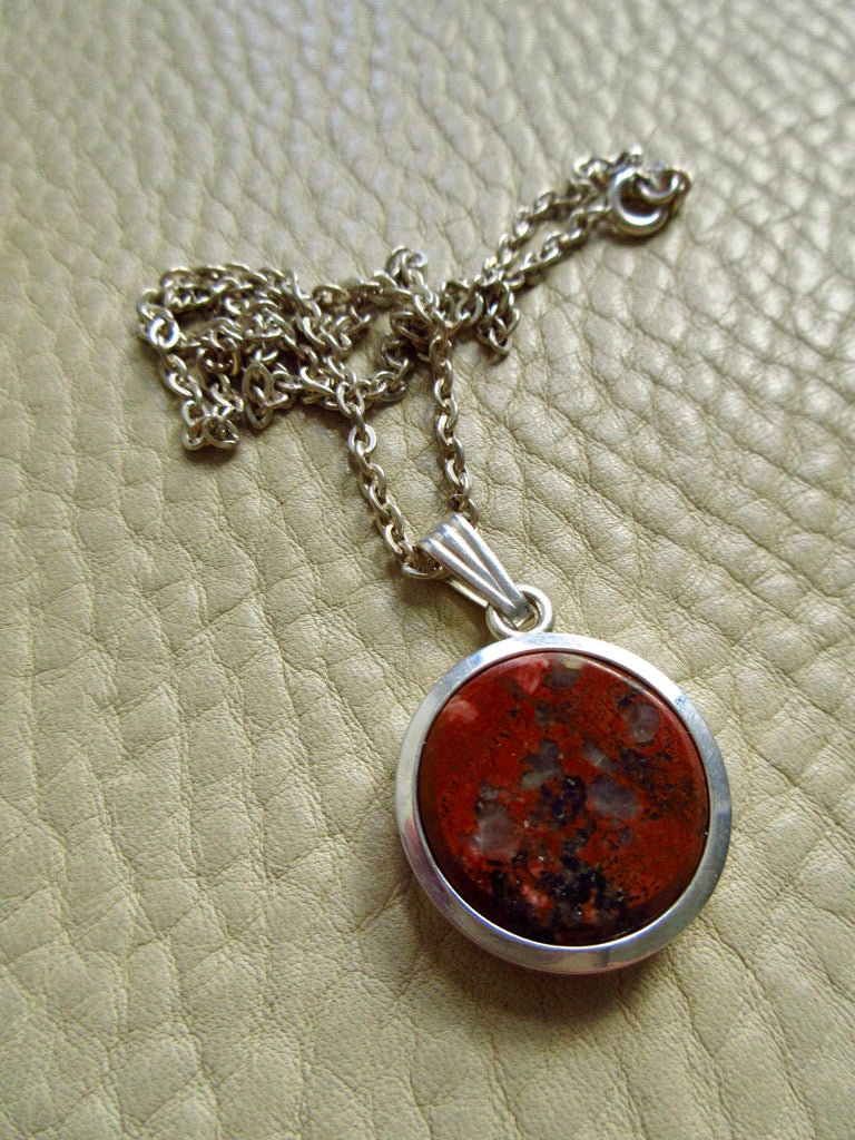 Vintage Swedish Alnöite Stone Pendant on Sterling Silver Oval link chain - 15 inch length