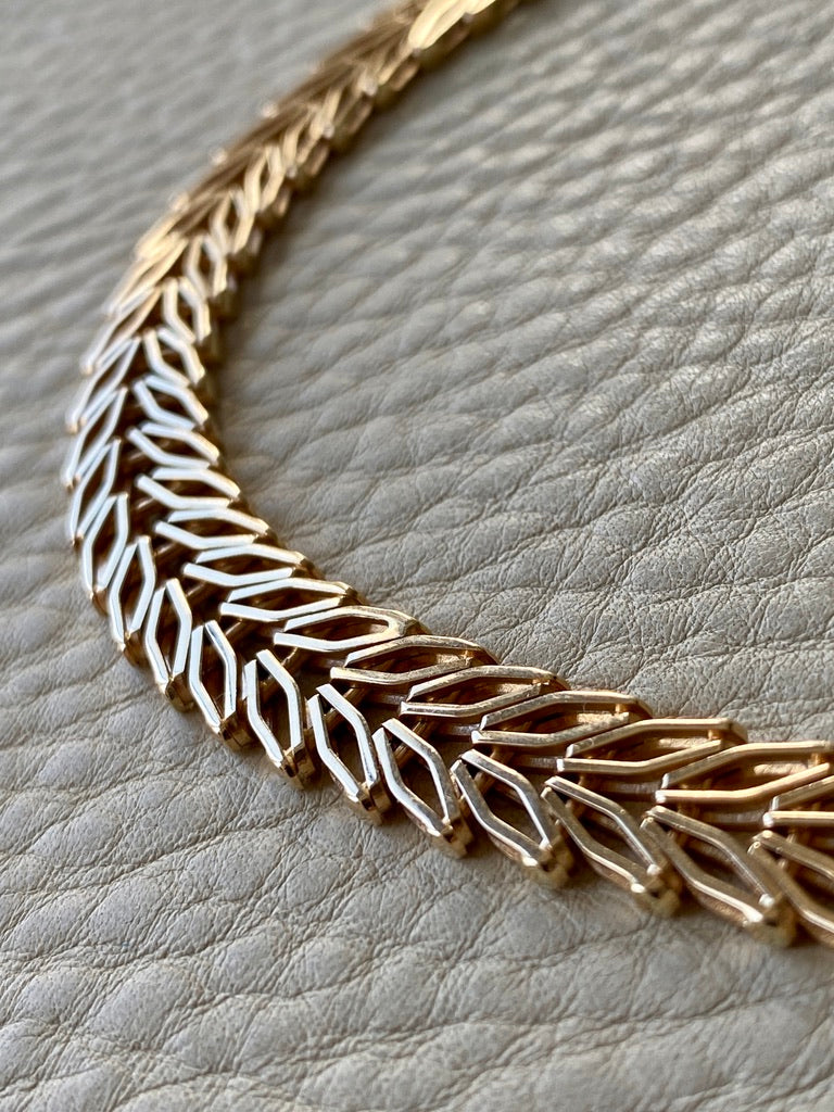 Exquisite 14k gold Danish Leaf Link necklace - geneva variation - by Jens Poul Asby