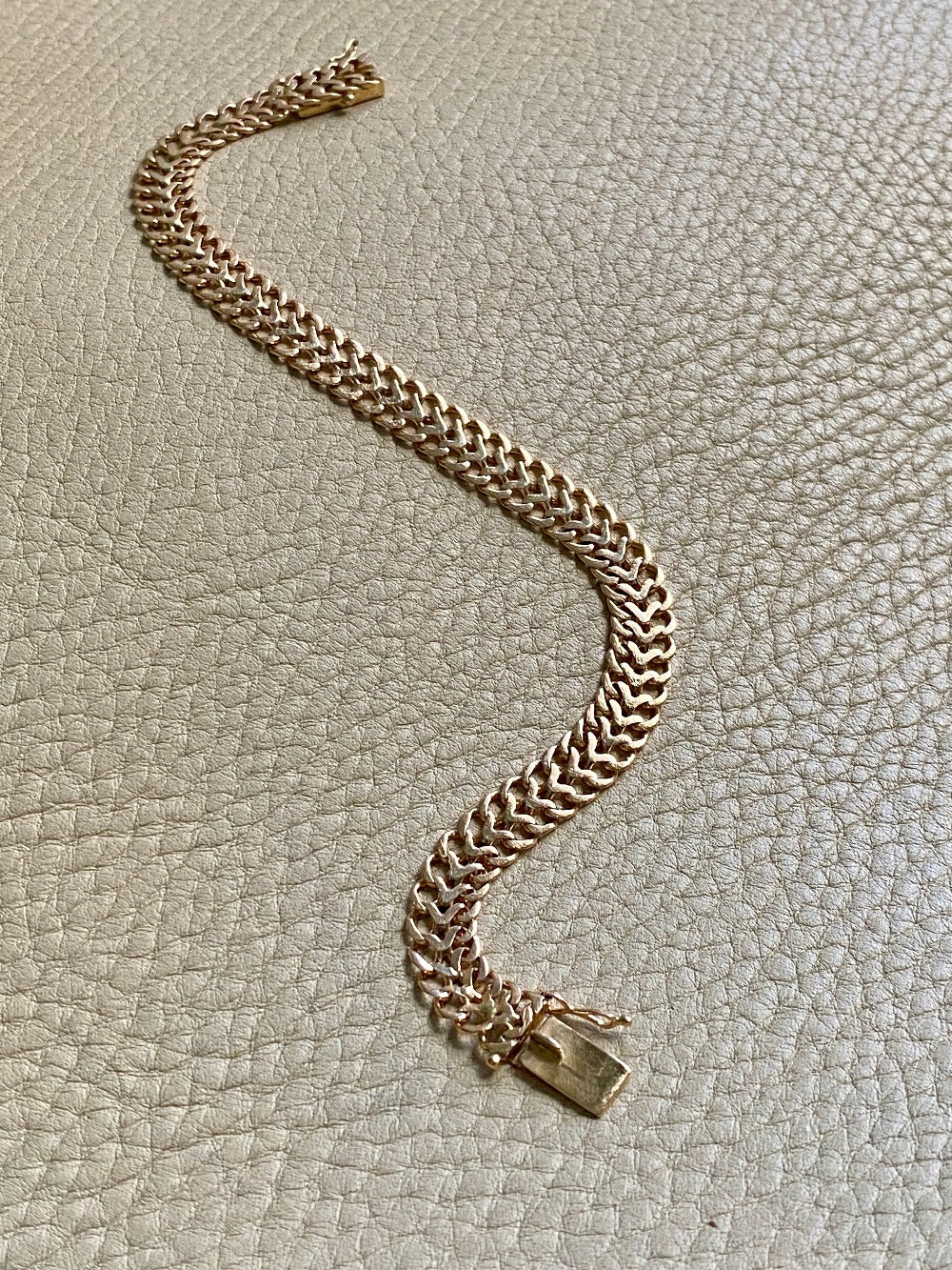 1956 Swedish vintage Herringbone bracelet in 18k gold - 7.8 inch length