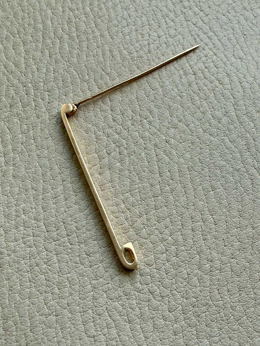 Dutch Vintage 1900s era Safety Pin Brooch in 14k gold - 2.1 inch