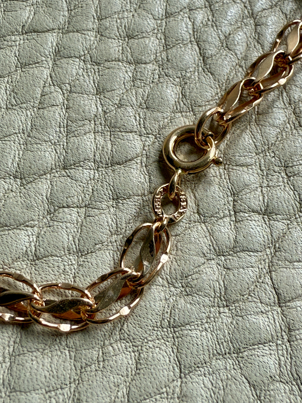 1960 Swedish Vintage Tulip Link Necklace in Rosy 18k gold - 16.3 inch length