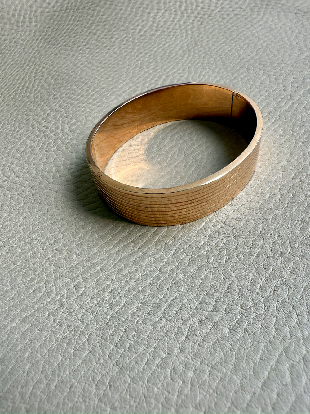 Unique! Architectural Wide 14k Gold Hinged Bangle with Linear Grooves - 6.9 inch oval interior circumference