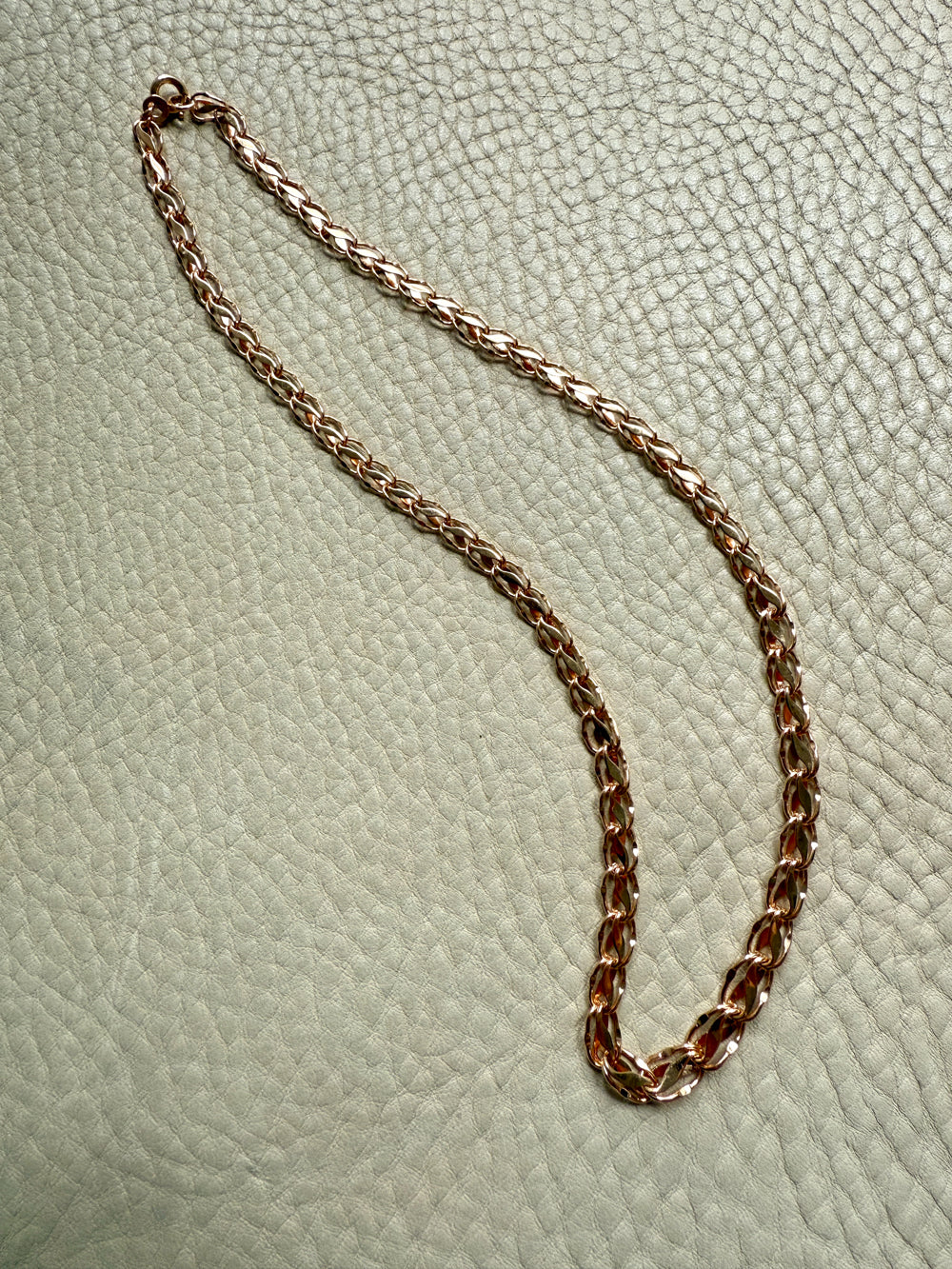 1960 Swedish Vintage Tulip Link Necklace in Rosy 18k gold - 16.3 inch length