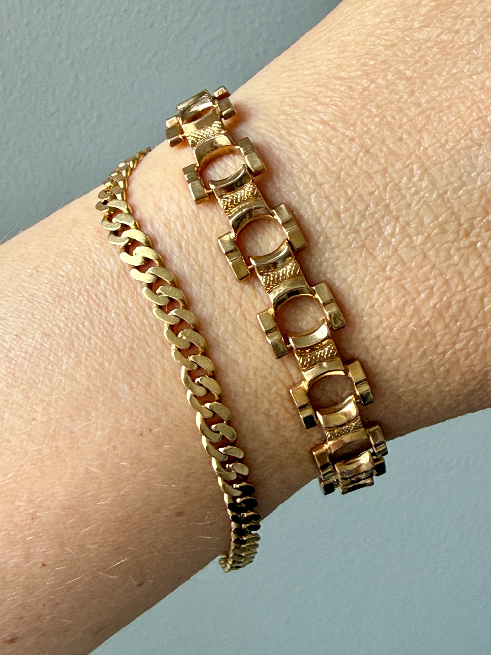 1930 Swedish Vintage Gold Curb Link Bracelet 18k Gold – 8 Inch Length