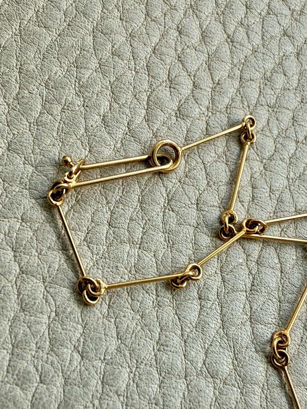 18k Yellow Gold Spectrolite Pendant Necklace by Lapponia – 17.25 Inch Length