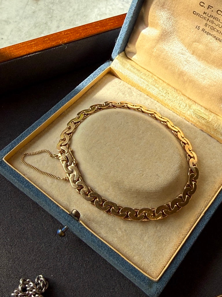 Exquisite 1940 Swedish Vintage Virola Link Bracelet 18k Gold – 7.5 Inch Length