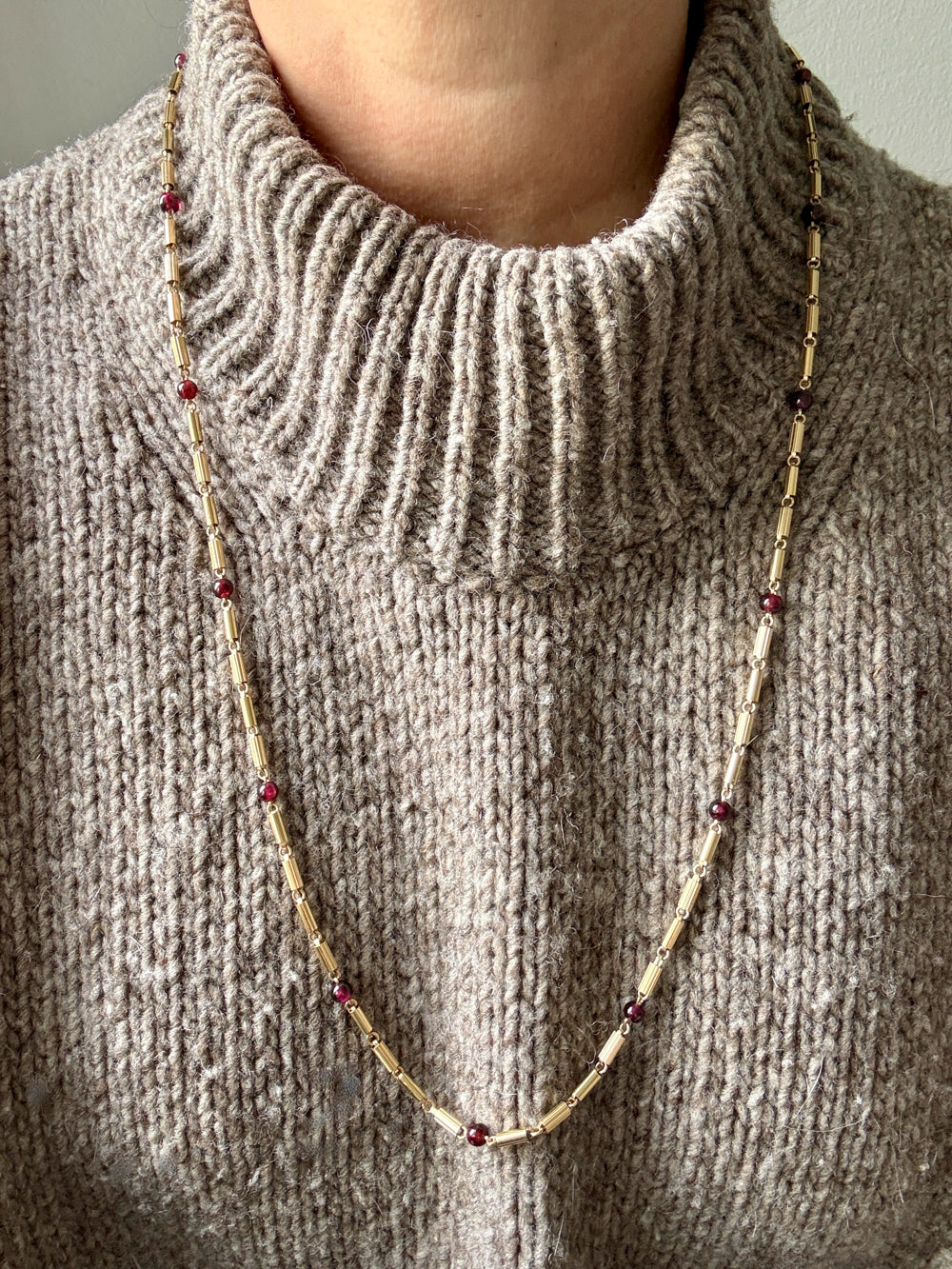 Vintage 18k Gold Fluted Tubular Link Station Necklace with Garnets- 32 inch length