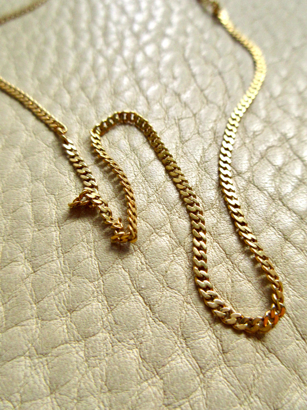 Scandinavian Vintage 18k Gold Pressed Curb Chain – 18.25 Inch Length