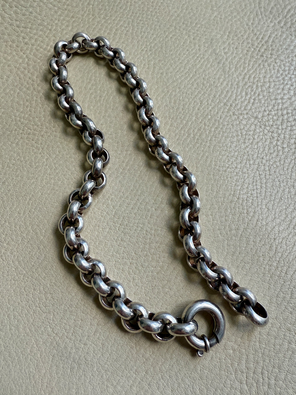 MEGA ROLO!! Heavy 228 gram Silver Rolo Link Necklace with Large Bolt Clasp - 17.5 inch length