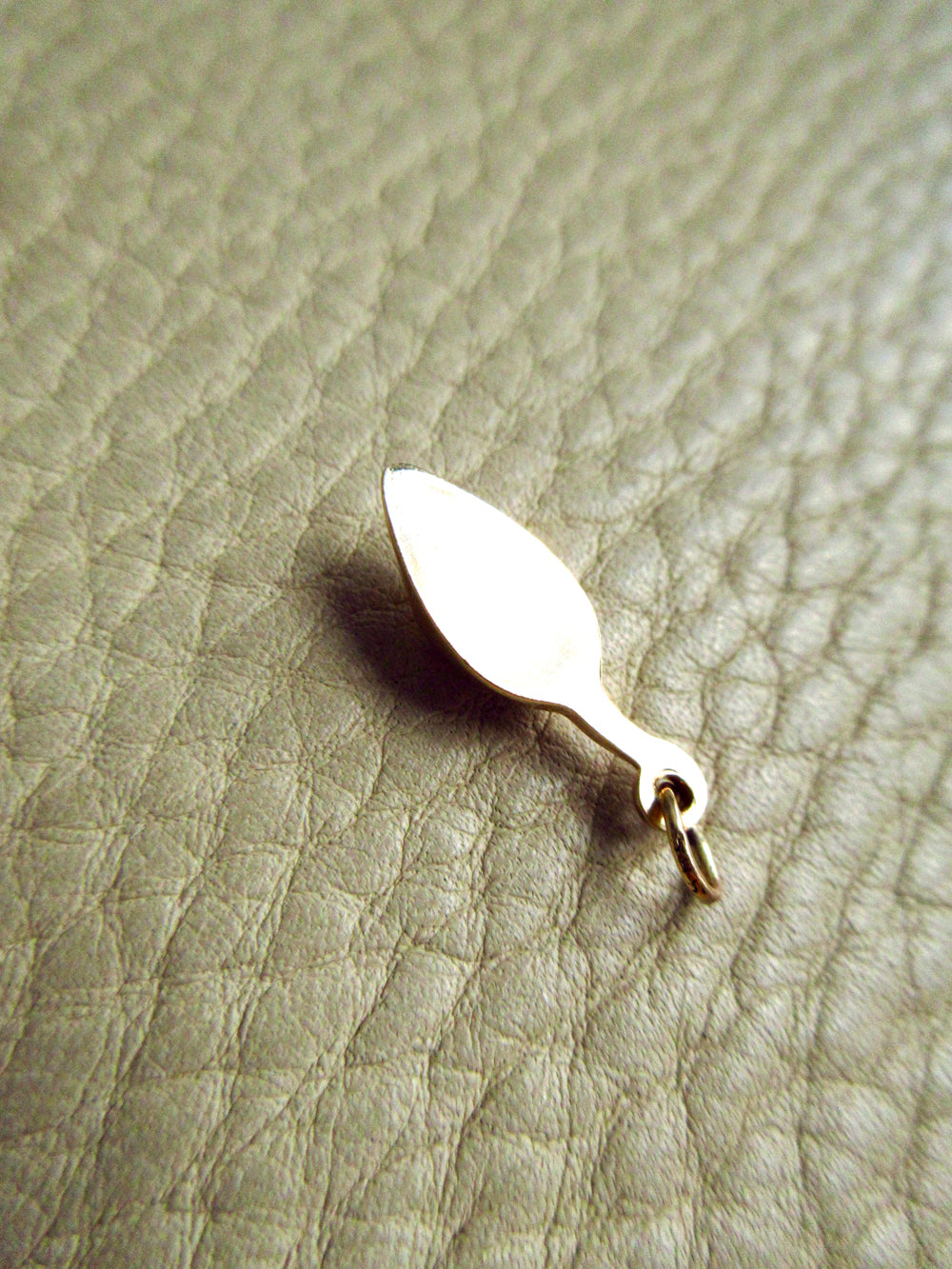 Vintage 14k Gold Mouse Charm – 0.9 inch