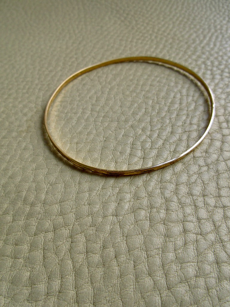 Skinny 18k Gold Vintage Oval Bangle - 8.5 inch interior circumference