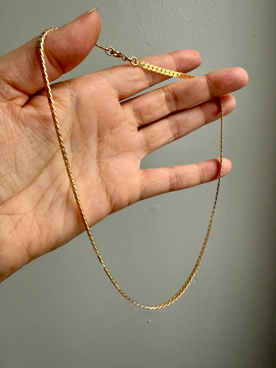 EXCELLENT! Vintage Italian 18k gold special tight curb chain mirrored necklace by Balestra- 17 inch length
