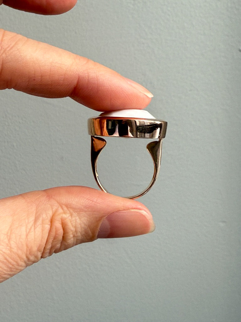 18k Gold Vintage Italian Cocktail Ring with Faceted White Stone - Size 7